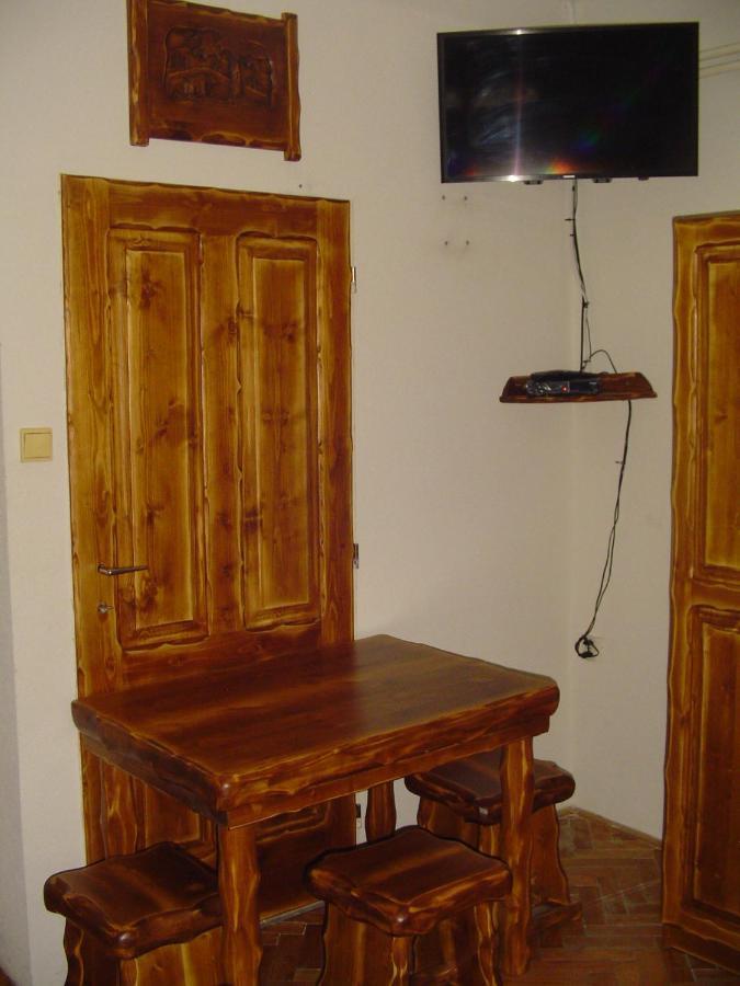 Villa Hunter à Štúrovo Extérieur photo